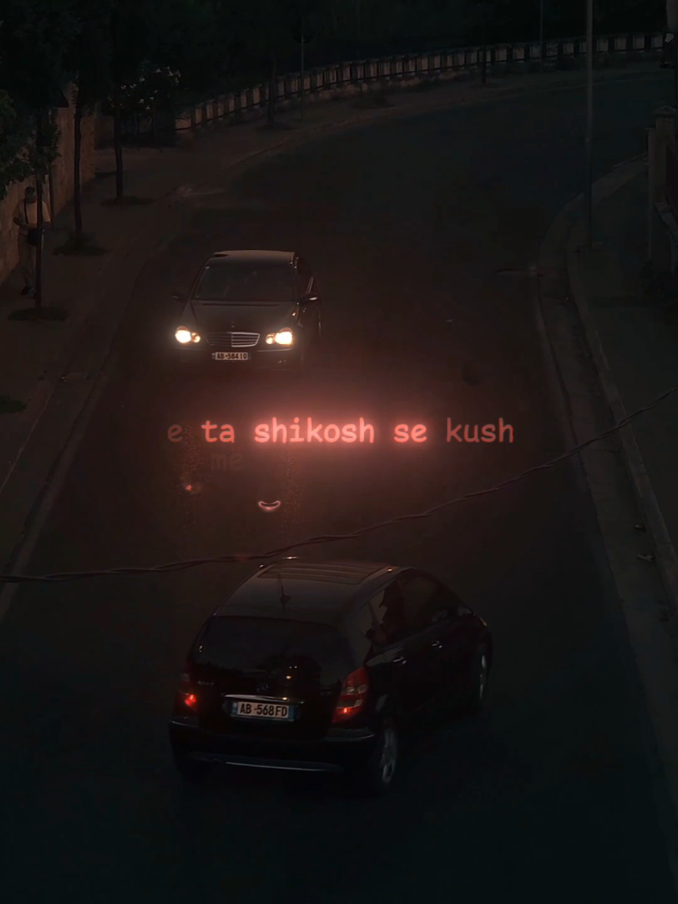 @Xhani🚬 'Mërzitem Vet..!' #freecllevio❤✈  #🌻 #amipixel #🖤✈️🦁 