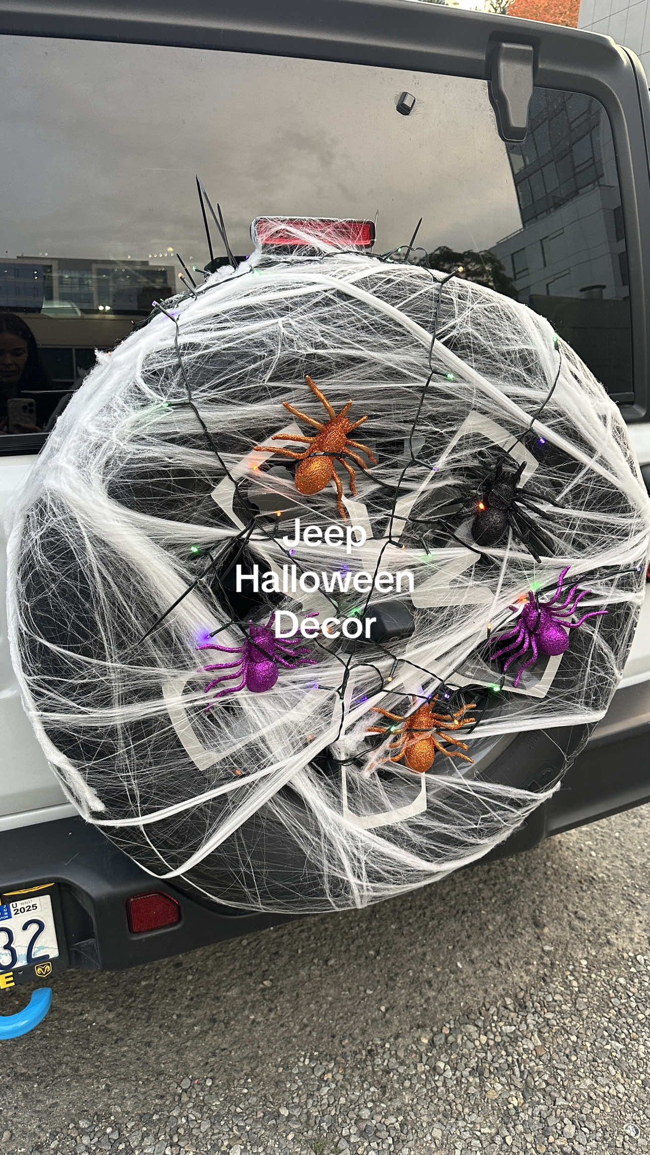 Had to take Meep into the shop this weekend and the mechanic definitely thought it was obnoxious lol #halloween #halloweendecor #jeeplife #spookyseason #halloweendiy 