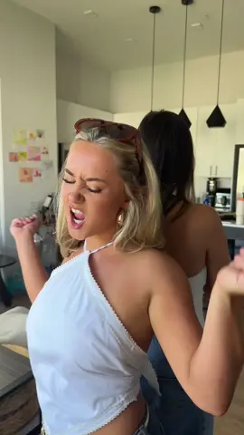 we beez in the trap @deb 