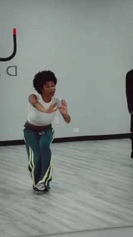 Replying to @Yannababbyy  👣: yours truly 💋 @Kehlani 