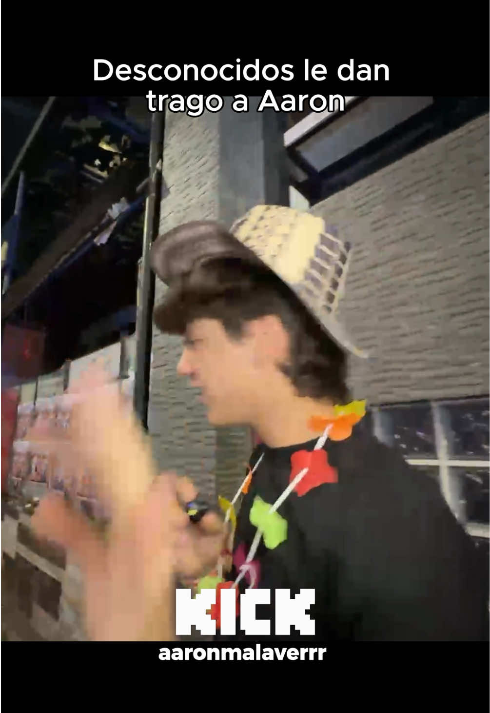 Kick:aaronmalaverrr