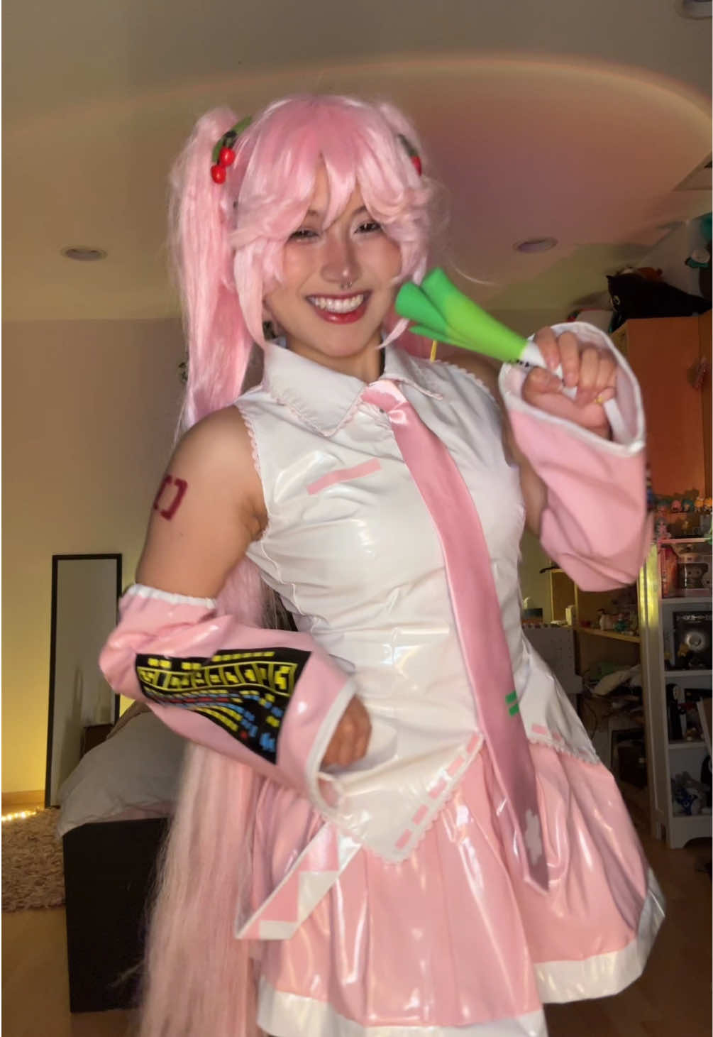 did anyone else get the animatics to this song all over their fyp for a while??  #sakuramiku #hatsunemiku #hatsunemikucosplay #vocaloid #vocaloidcosplay 