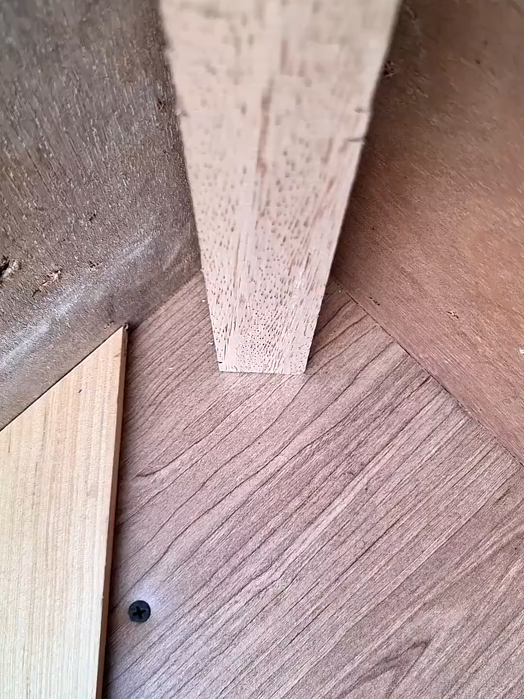 Complicated angle drawing techniques #woodworking #shorts #diy