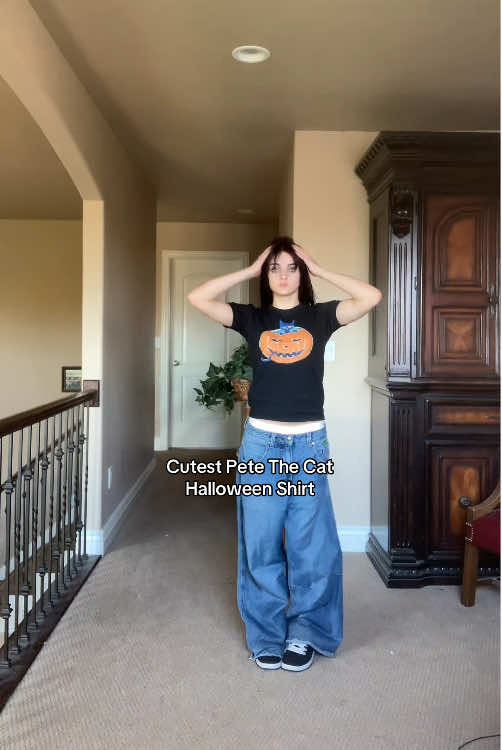 size: XS height: 5’1  100% cotton #OOTD #fyp #halloween #petethecat 