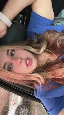ni una ni la otra 😙