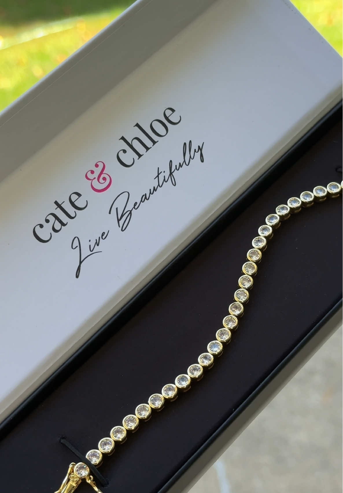 how gorg is this?!? fellas— buy this for your ladies for the holidays!!! #cateandchloe #tennisbracelet #tiktokshopholidayhaul #tiktokshopcreatorpicks #jewelry 