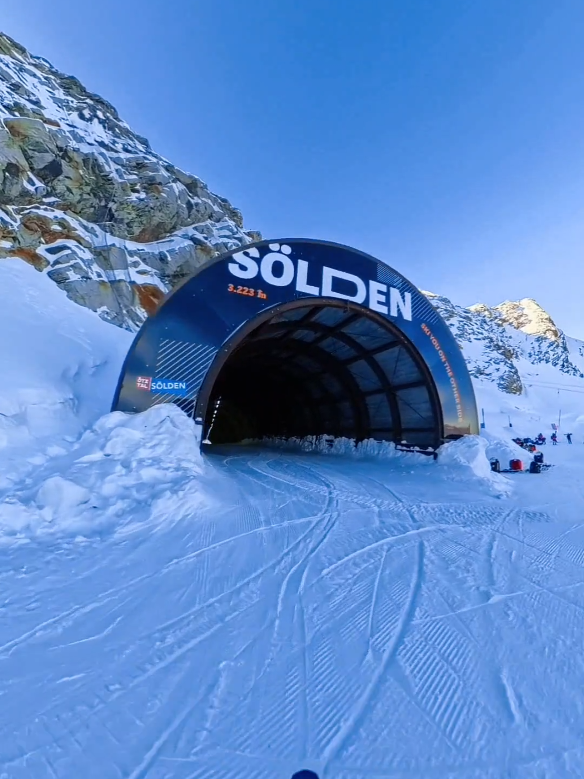 Sölden Skitunnel 2.0🤩❄️ Do you notice the 2 big differences to last season? #ski #skiing #skitok #skitoks #fyp 