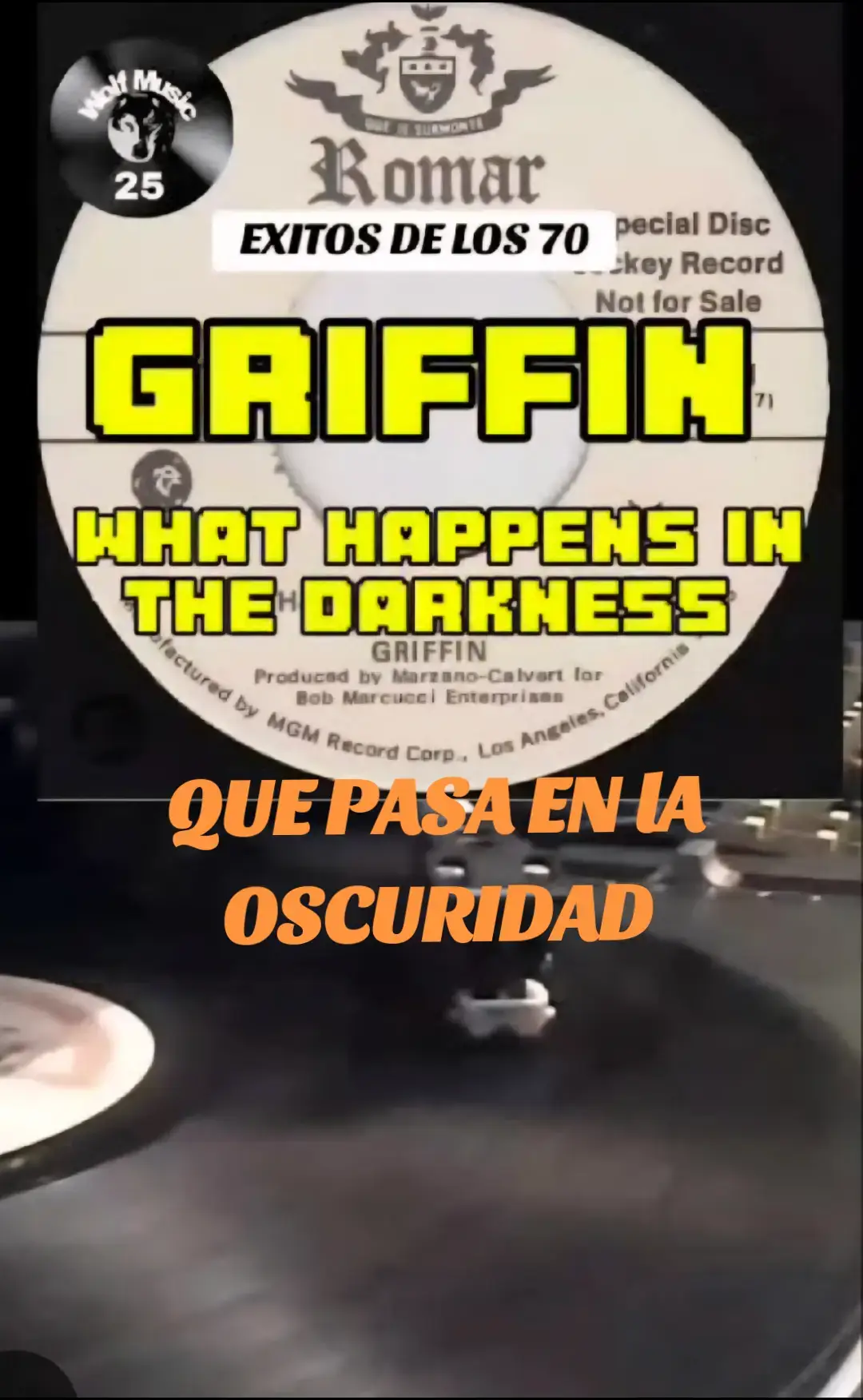 FUE UNA BANDA ESTADOUNIDENSE. QUE FUE MUY POPULAR EN VENEZUELA .LA CANCION FUE PARTE DE SU  UNICO ALBUM  Y A OESAR QUE LA BABDA SOLO TUVO ESA UNICA PRODUCCION LA CANCION 