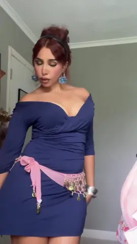 و عليها حته طي طي طي ييييييز🍑🍑🍑