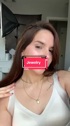 Esta cadenita es hermosa pero es 5/10 #jewelry #tiktokshop #girls 