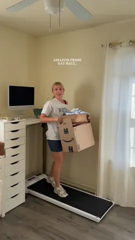 obviously someone got a walking paddd HAHA #amazonfinds #workfromhome #walkingpad #amazonmusthaves 