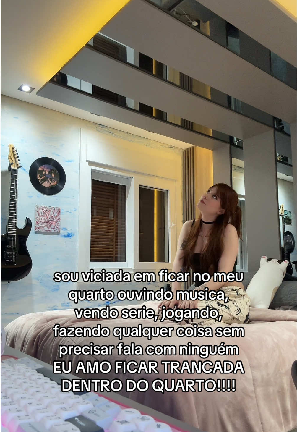 eu amo esse quarto pqp