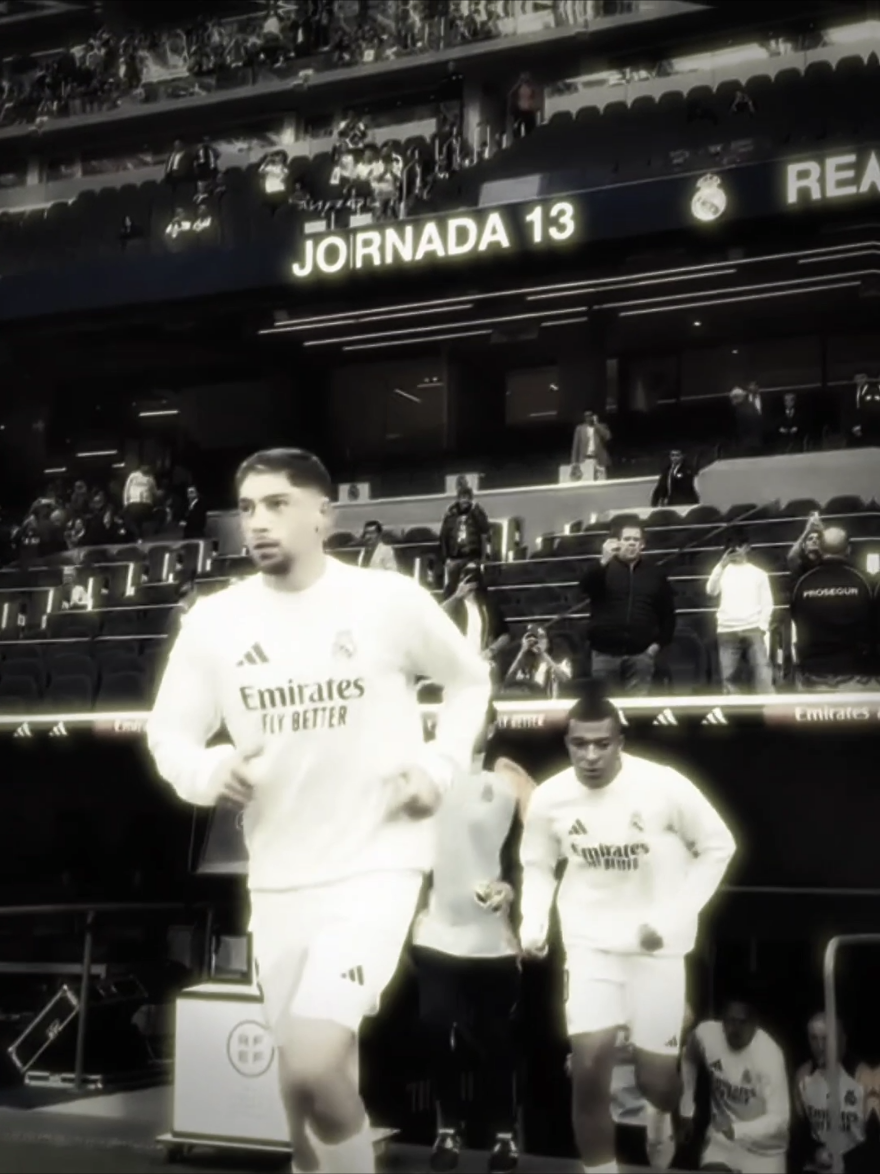 Madrid 👑#ريال_مدريد #امبابي_وقدوته🇲🇫🤝🇵🇹 #تصميم_فيديوهات🎶🎤🎬 #video  #Barcelona 