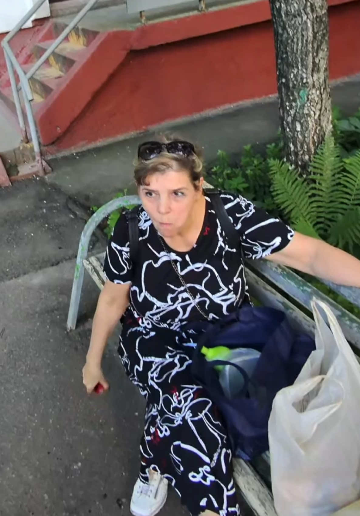 Куда людям ходить в туалет?! 🚽 После тяжелого дня мы решили зайти в общественный туалет, но люди почему-то думают, что они выше закона! 😠 В итоге один из нас описался... 😔 Люди, будьте добрее и меняйте мир к лучшему! 🙏💖 #туалет #закон #неудача #волонтеры #помощь    