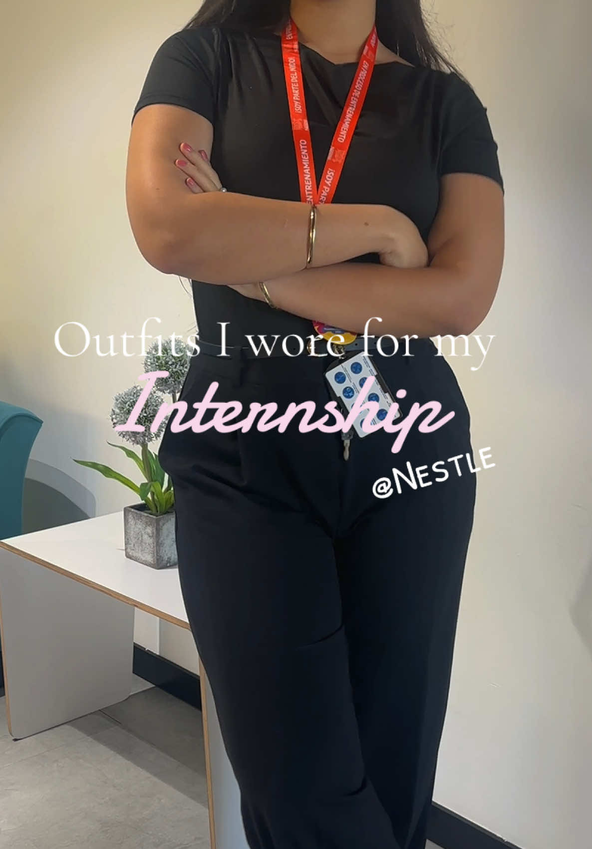 A little late on the trend?  . . . #nestle #outfit #outfitideas #internship #OOTD 