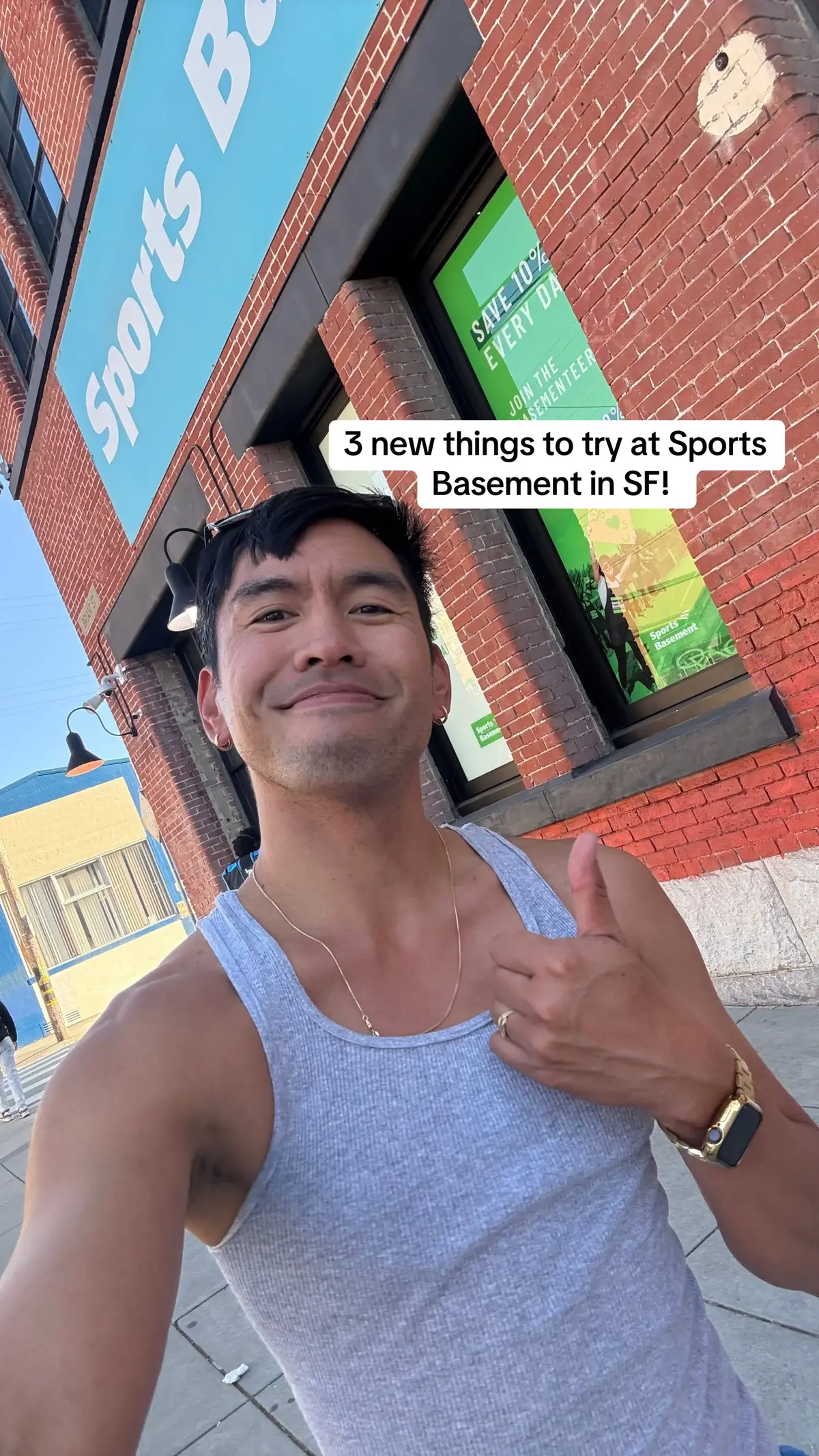 New things at @Sports Basement : 1. Join their new run club 2. Attend a Sofar Sounds concert 3. Grab some lunch to go #sportsbasement #thingstodoinsf #sfinfluencer #sfblogger #sffoodie 