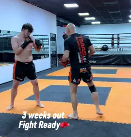 3weeks out Camp shaping up Nicely 5yrs since Ethans Been in tje Ring  Should be Fireworks 🧨.  Who doesn’t like Watching Heavyweights Fight 😉 #k1 #kickboxing #tmas #heavyweights #thaiboxing 