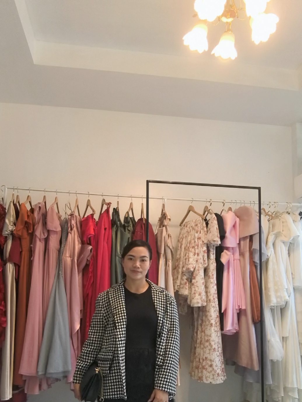 Mix and matching old pieces from closet. #fashionstyle #fashiontiktok #tiktokootd #styletips #mixandmatch 