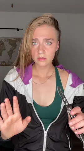 Help me convince the TikTok gods that this is a fidget spinner. 