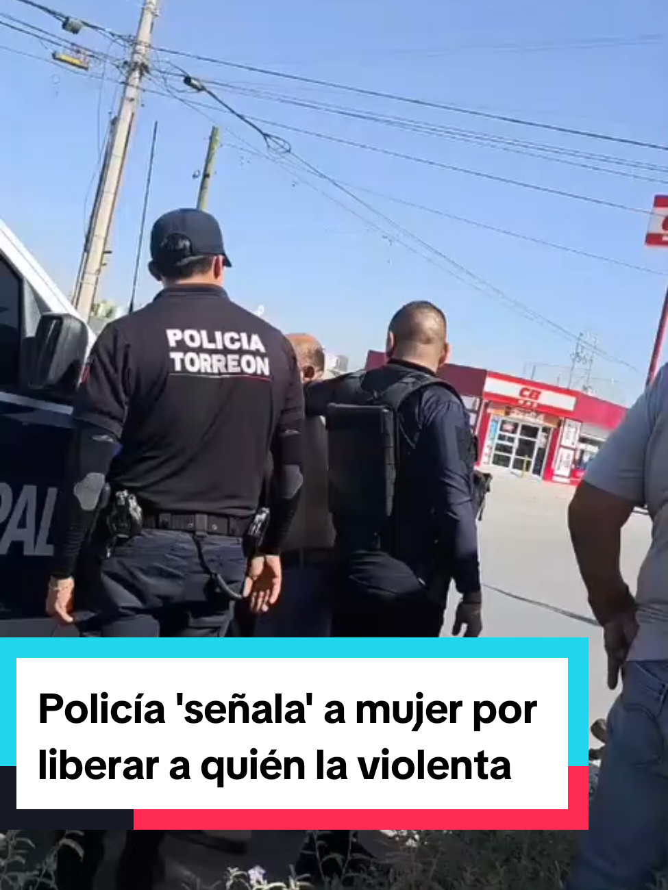 Cuando hasta el policía ya está cansado de que seas #migajera  #Policia de #Torreon se vuelve #viraltiktok al arrestar a hombre #Coahuila 