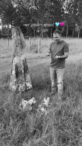 baby h is !!! 🩵🩷 #genderreveal #genderrevealideas #firsttimeparents 