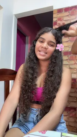 Esse louvor é lindo, vcs concordam!?? #railenashow #viral #compartilhe 