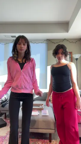 Fresh out the nail appt 💅  #sista #bruh #roblox #prettybestfriends #nightowl