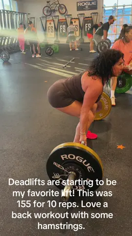 Deadlifts at 155 for 10 reps 5 rounds! It’s Friday what is everyone else working today in the gym? . . . . . #workout #gym #crossfit #GymTok #deadlifts 