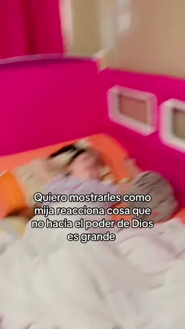 Quiero mostrales como mija reacciona cosa que no hacia Dios es grande nunca dudes del poder de Dios ten FE para que Dios aga grandes cosas en tu vida no le digan ami princesa 👧 Que yo la espante uds no vieron nada jiji 😁 porque tambien se me enoja jiji 😁 mi niña vien comoda pon toda tu confianza en Dios amen 🙏🏻 