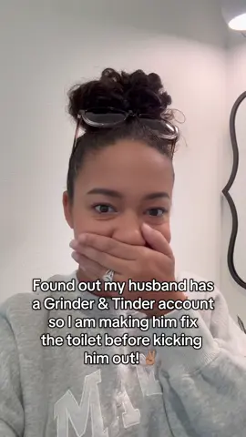 Hope he finds the sh*t he is looking for in there 😉 #cheatinghusband #toxic #unfaithful #cheatersgettingcaught #cheaterexposed 