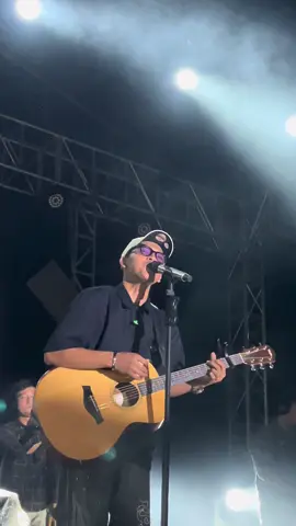 Hujan pun tidak menjadi halangan @AFTERSHINE OFFICIAL 