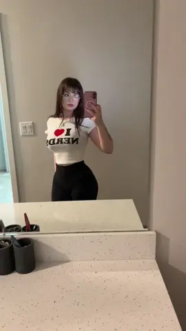 I <3 nerds #fyp #foryoupage 