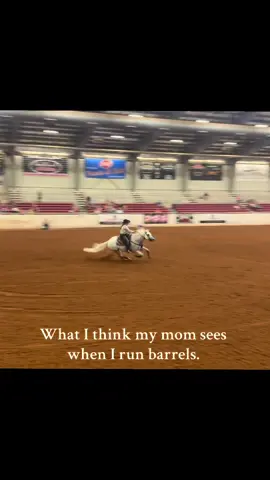 @mkdream12 💛 #yourlittlegirl #barrelracing 