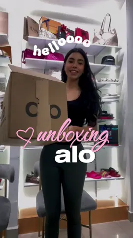 ✨ El unboxing más esperado 🖤 Alo Yoga llegó a BigBoss & LittleBoss y no puedo superar lo cool que está todo 😮‍💨🧘🏻‍♀️ #AloYoga #alo #unboxing #culiacan  #CapCut 