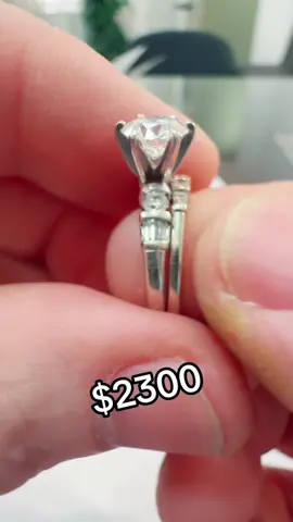 1.10 Ct natural diamond with GIA report #diamondjewelry #diamondring #estatediamondring #jewelryonsale #diamondringsale 
