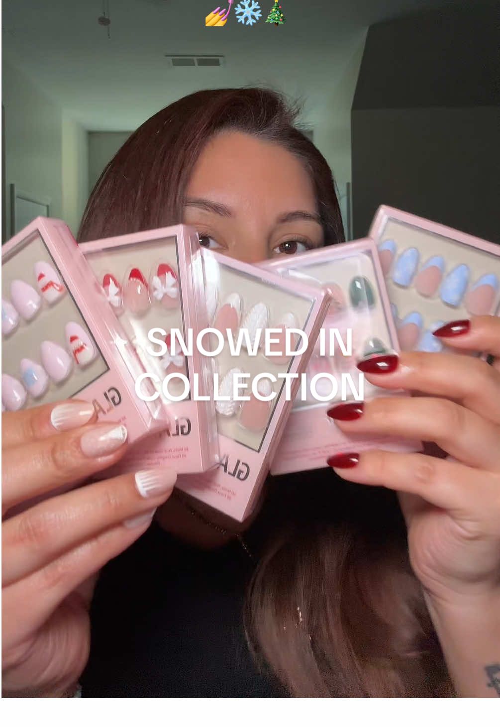 Run before these are gone 🏃‍♀️ #glamnetic #tiktokshopblackfriday #tiktokshopcreatorpicks #pressonnails #holidaygiftideas 