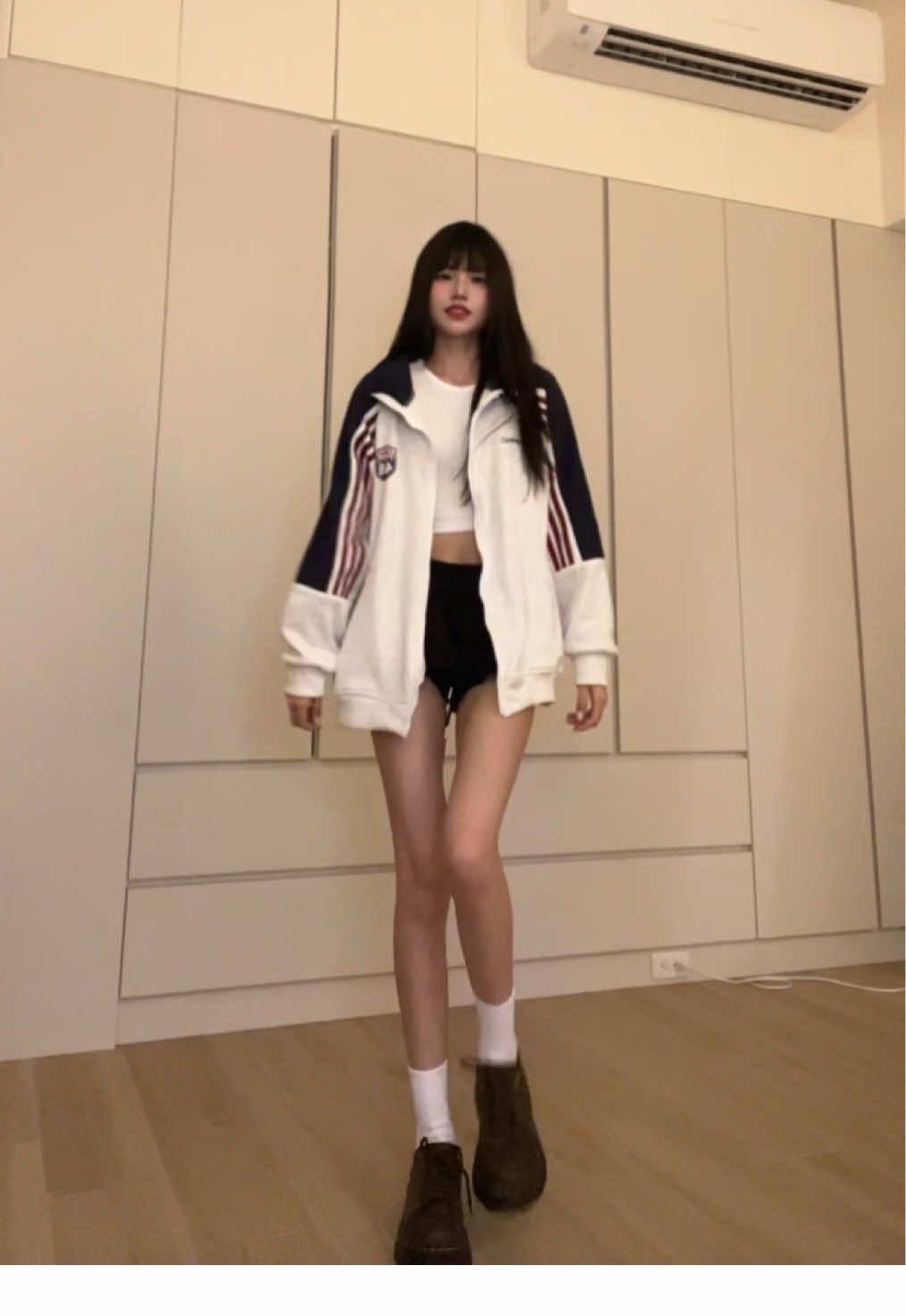 又拍到早上了 累。