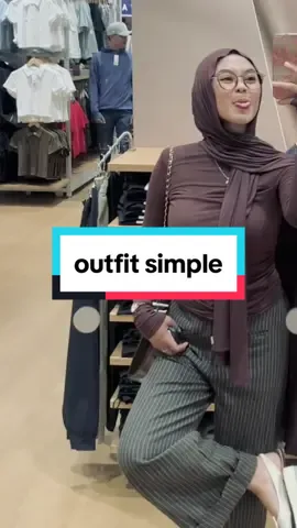 nih bnyak yg minta spil bajunya di vt sebelah#fyp #foryou #foryoupage #affiliate #outfit 