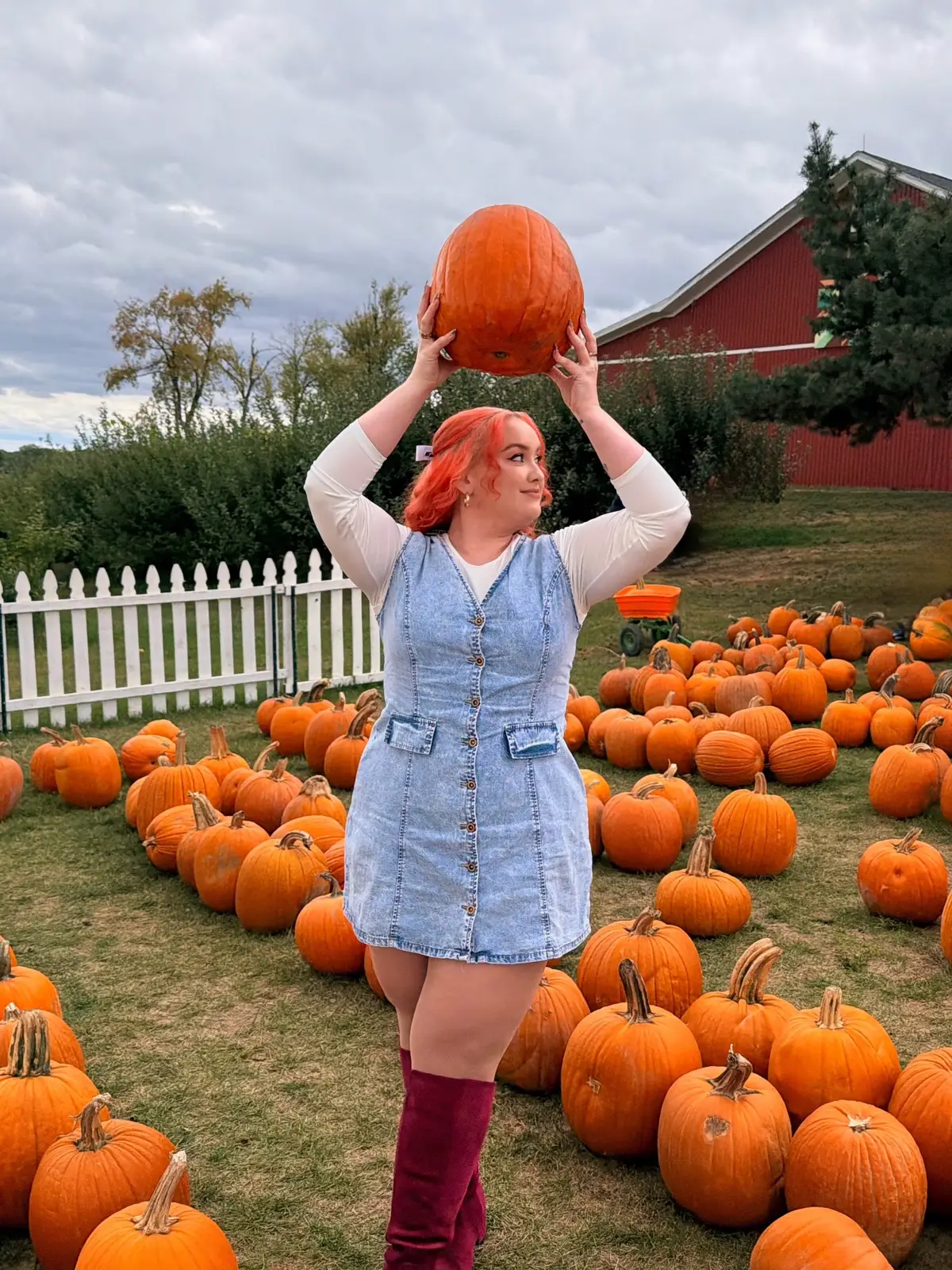 Always using rh tongue a prop #makeup #halloween #halloweenmakeup #clown #clownmakeup 