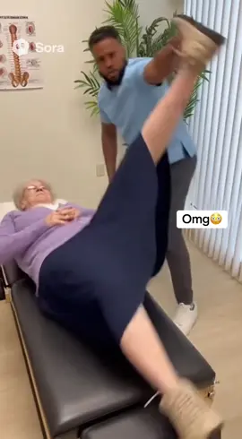 When grandma says her legs ain’t been right since ‘82… but the chiropractor has other plans 😳💀 #ChiropractorFails #ComedySkit #SlingShotChiro #FunnyTikTok #ViralMoment 