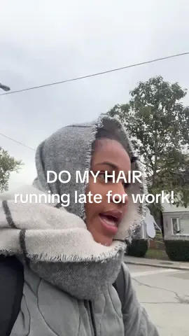 9 minutes to style my hair before work, no pressure😅 #morningroutine #curlyhaircare #naturalcurls #grwm #hairtok 