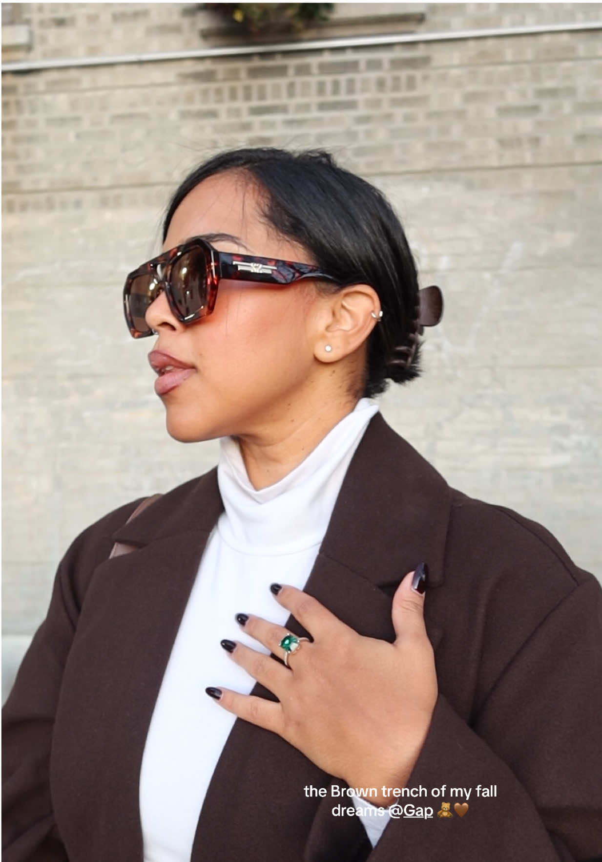 @Gap ugh the chocolate brown trench of my dreams, I am liiiiiiiving for this jacket😍 #fyp #gap #OOTD #trenchcoat #fallfashion 
