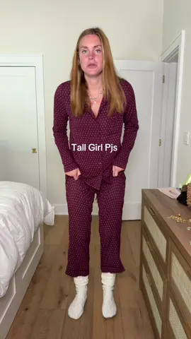 Finally long enough pj pants 🙌🏻 #tallgirl #TikTokShopCreatorPicks #tallgirlapproved #pjs #cozyfits 