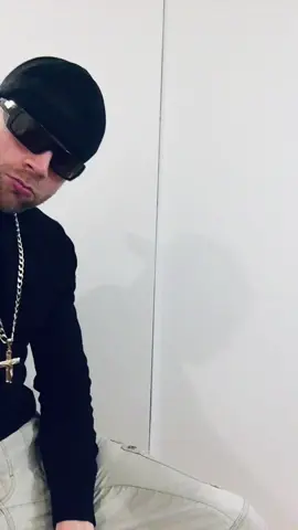 Playa move number ONE-HUNDRED and forty-one.