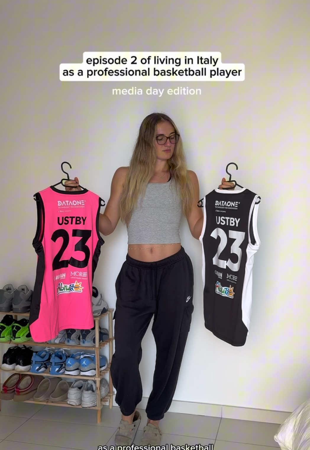 media day behind the scenes 📸🇮🇹 #basketball #overseashooper #carolina #collegebasketball 