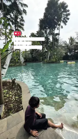 Hotel di puncak anti macet , suasana asri banget ada di dalam perumahan vila hills, fasilitas lengkap, pelayanan oke banget !! Wajib sih cobain staycation disini #hoteljuaraoktober 