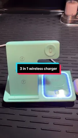 #3in1charger #chargingstation #fyp #wirelesscharger #charging 