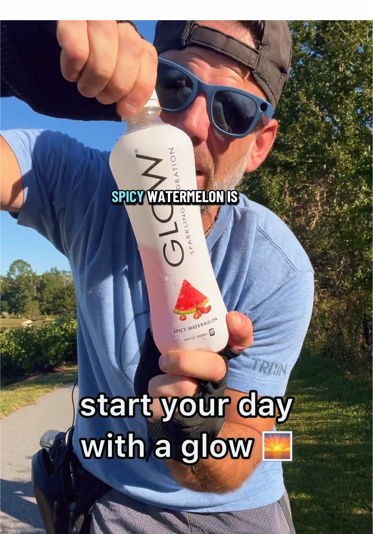 Park days hit better when you’re sparkling💧🌿  . . #glow #glowhydration #spicywatermelon #electrolytes #hydration @GLOW Beverages 