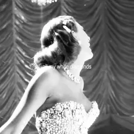 be my ny when hollywood hates me #taylorswift #tloas #lyrics #elizabethtaylor 