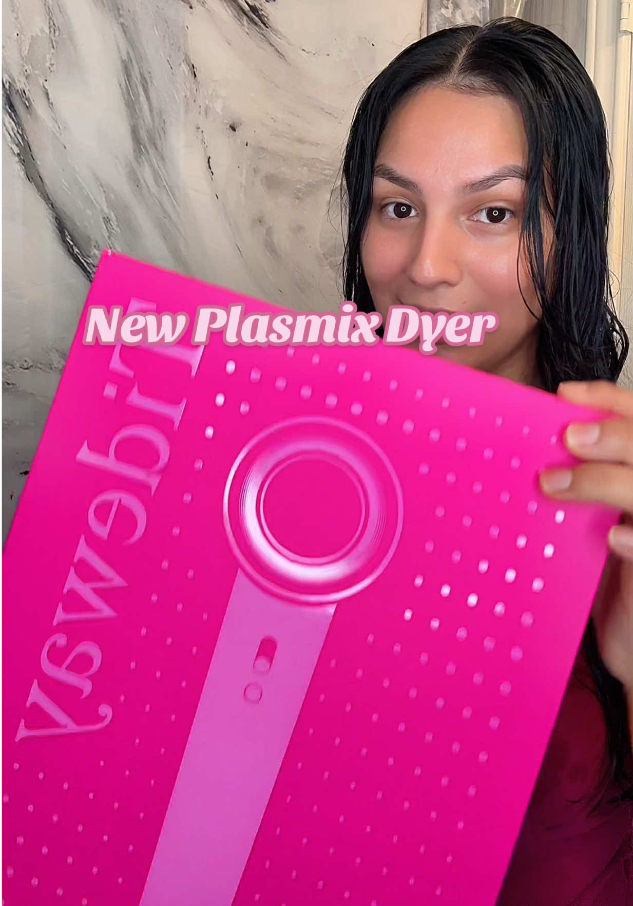 In love with my New Tideway hair dryer 😍 I love how quickly and quietly it dries my hair. #tidewayblowdryer #tidewayhairdryer #plasmahair @Tideway 